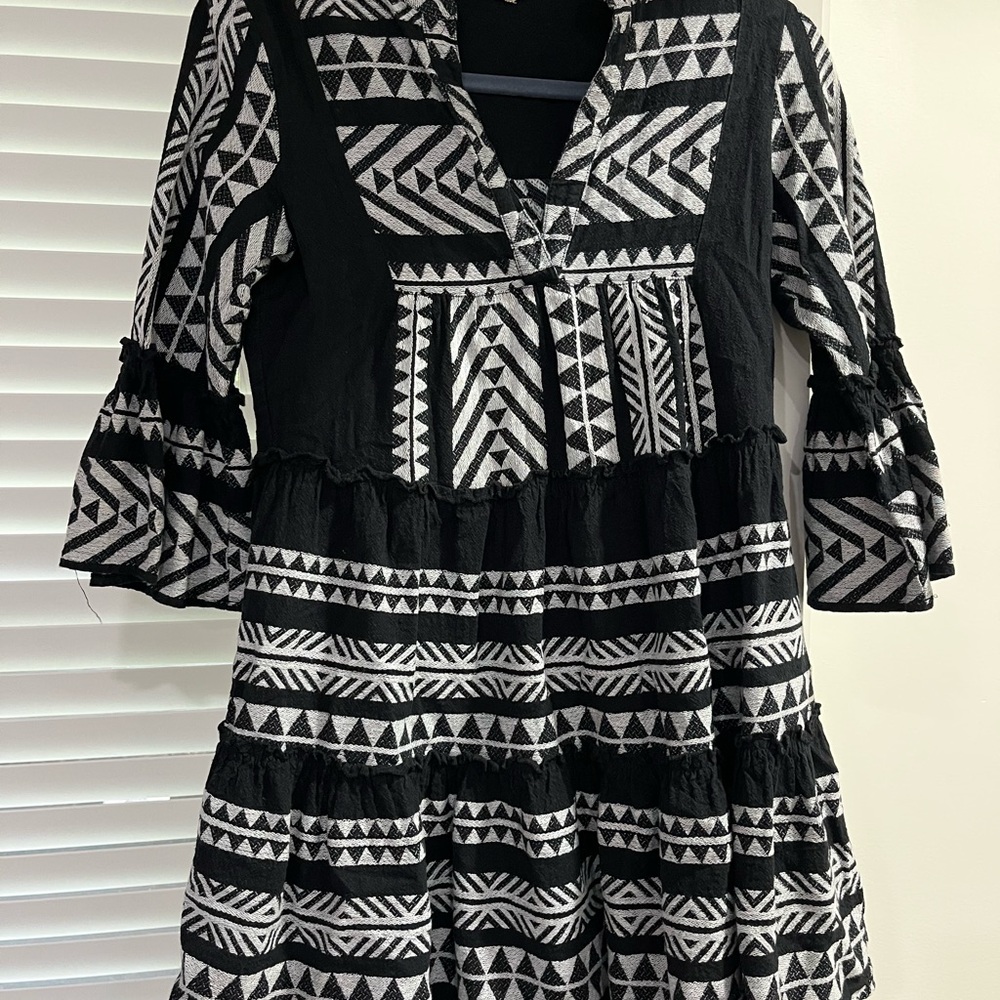 Black and White Geometric Pattern Dress